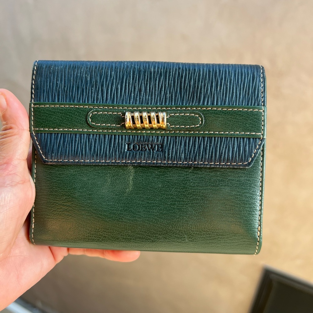 Loewe Green and Blue Women's Bag
PRICED TO SELL❤️🎉🥂😝🐣 - Picture 11 of 11